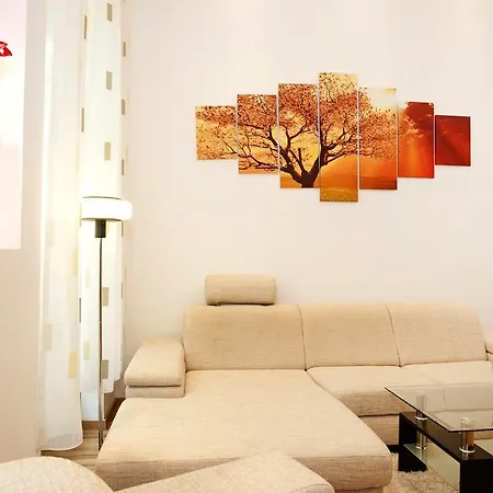 Apartment Charlotte Close To Opera *