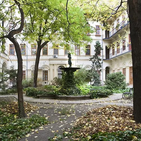 Charlotte Close To Opera Appartement