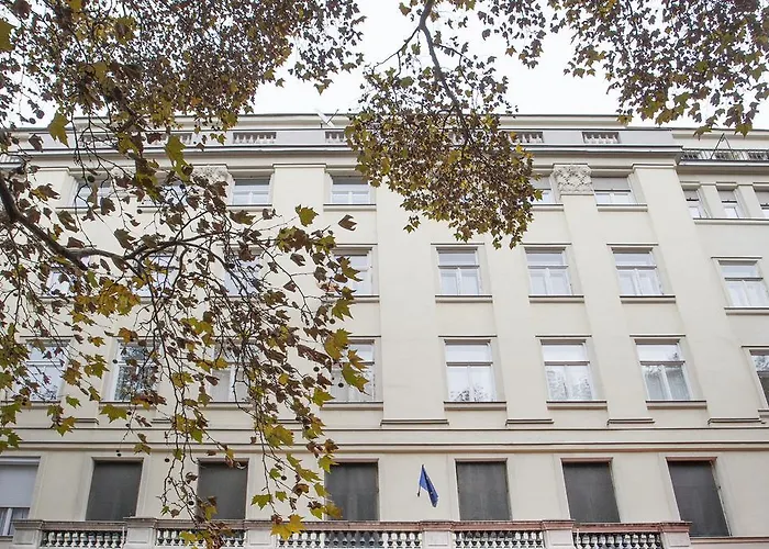 Charlotte Close To Opera Appartement